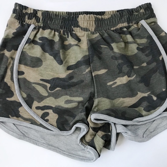 Peach Love California Pants - Final Price 🌟 Camo shorts
